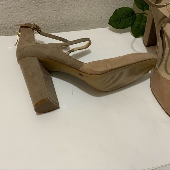 BCBG Pump Women's 10M /40 Cream Tan Beige Leissa Mary Jane Two-Tone Suede - Picture 10 of 10